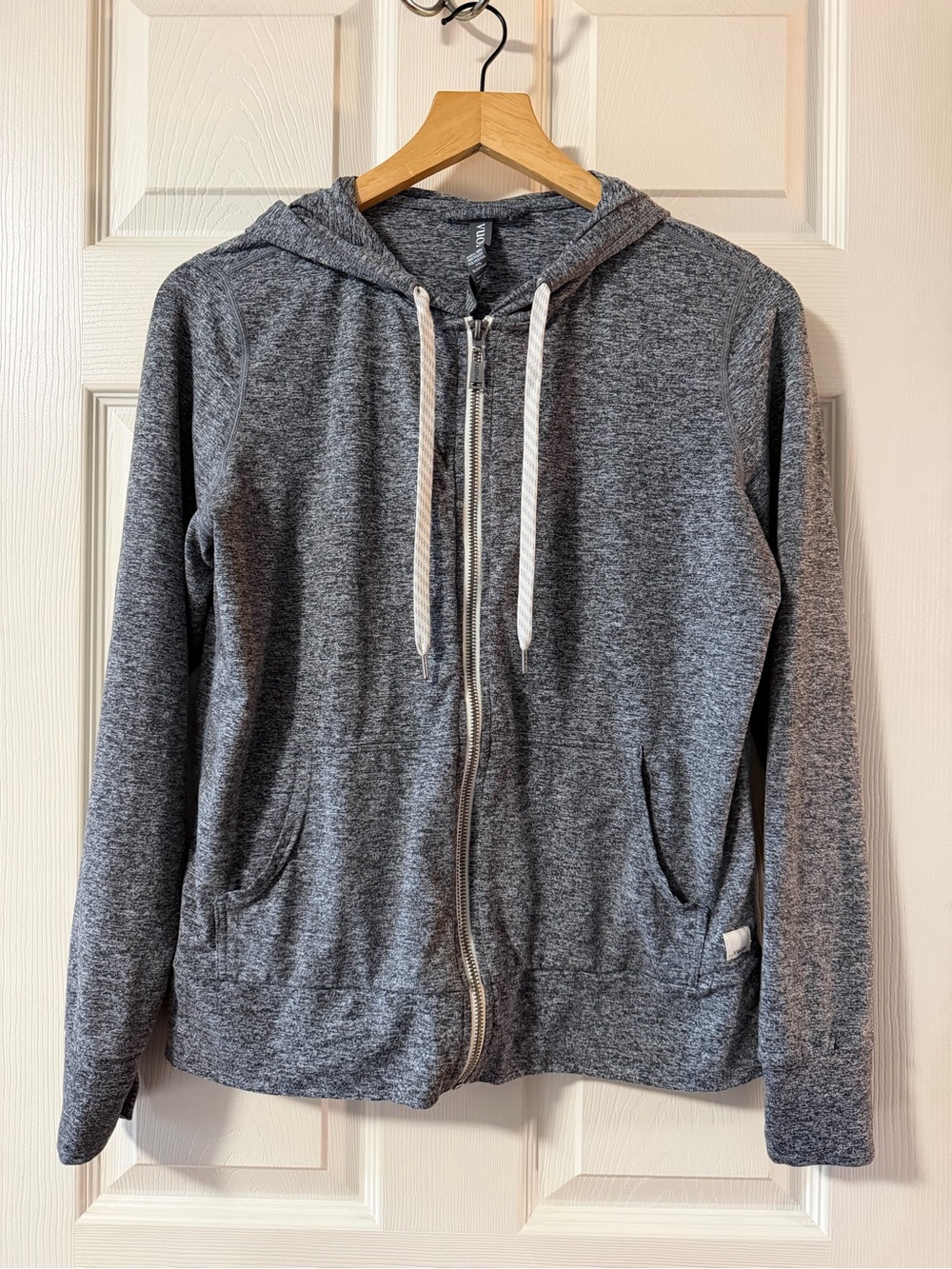 Vuori halo performance hoodie.